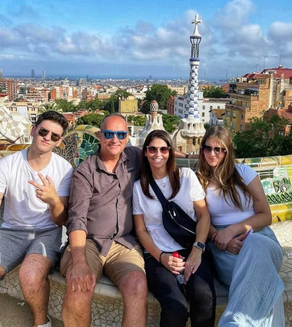 Barcelona: Sagrada Familia and Park Güell with Hotel Pickup - Montjuïc Mountain: viewpoints, Olympics, and architecturally nerdy stops