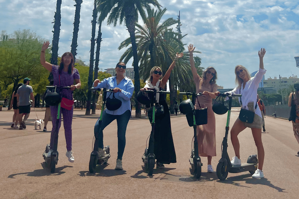 Barcelona: Sagrada Familia Electric Scooter or Bike Tour - Key things to know before you book