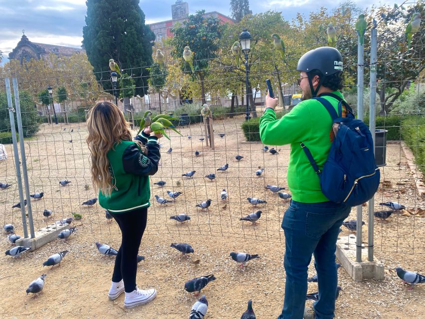 Barcelona: Sagrada Familia Electric Scooter or Bike Tour - Casa Batlló and Arc de Triomf: modernist style without long detours