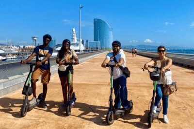 Barcelona: Sagrada Familia Electric Scooter or Bike Tour - Choosing your vehicle: bike vs e-bike vs e-scooter
