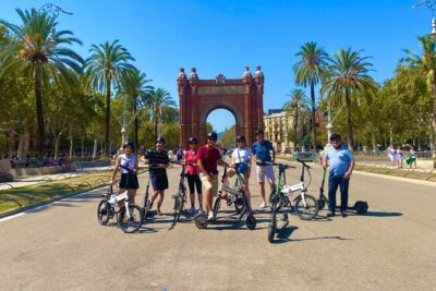 Barcelona Sagrada familia Electric Scooter or E-Bike Tour - Barceloneta and Port Olímpic: Beach Views Without the Waiting