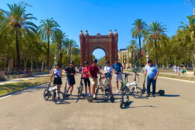 Barcelona Sagrada familia Electric Scooter or E-Bike Tour - Barceloneta and Port Olímpic: Beach Views Without the Waiting