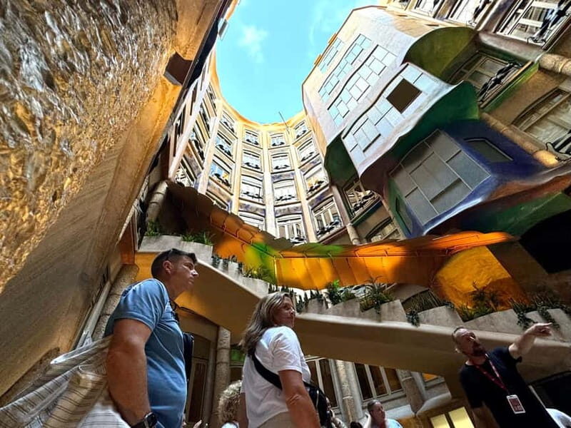 Barcelona: Sagrada Familia, La Pedrera & Cava Tasting Tour - Key highlights to know before you go