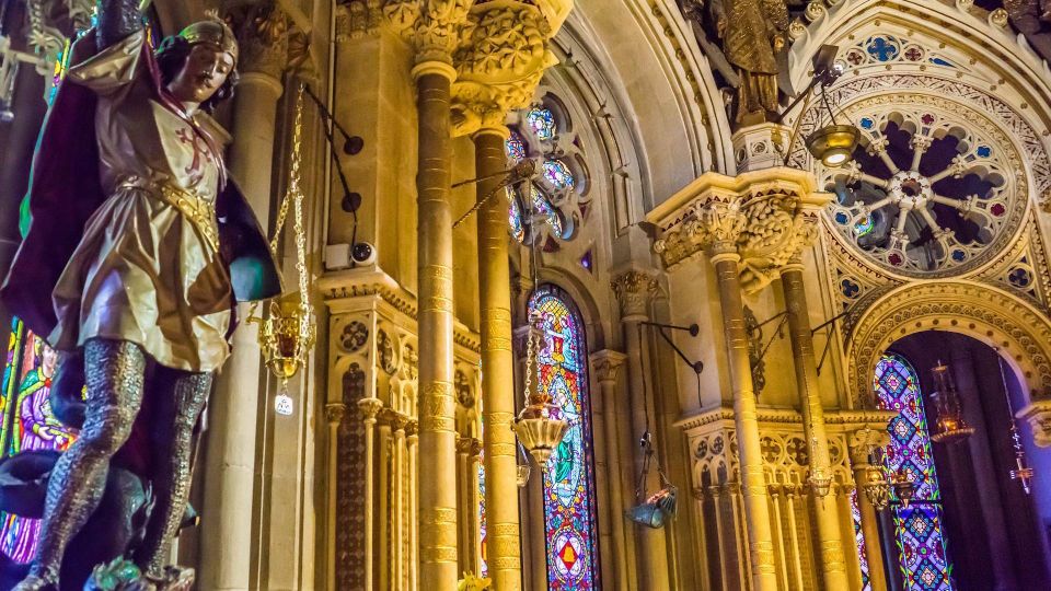 Barcelona: Sagrada Familia & Montserrat Full-Day with Pickup - Mirador de l’Alcalde: The Photo Stop With Real Payoff