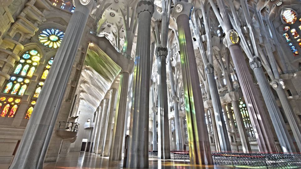 Barcelona: Sagrada Familia & Montserrat Full-Day with Pickup - Hotel Pickup and the Best Use of Your Morning