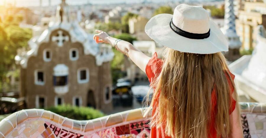 Barcelona: Sagrada Familia, Park Guell & Tapas Private Tour - The guide can make or break it (and this one has a track record)