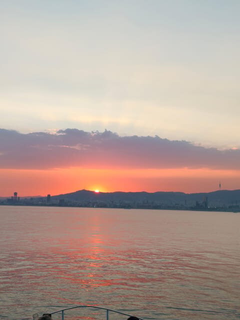 Barcelona: Sailing tour - Helping With Navigation: When Sailing Turns Interactive