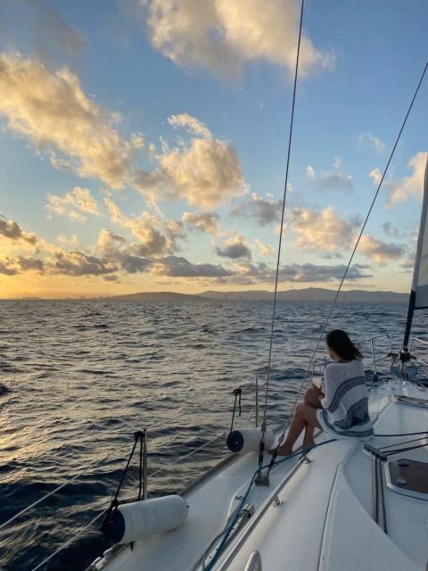 Barcelona: Sailing Tour with a Glass of Cava - Meet at Escuela Náutica Neptuno: the easiest way to avoid the wrong dock