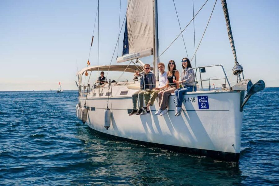 Barcelona: Sailing tour with drinks and aperitve - Is it really worth $63 for 2 hours?
