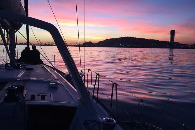 Barcelona: Sailing Tour with Tapas, Drinks, Swim & Sunset Option - Sailing Out of Port Vell: Getting Started the Right Way