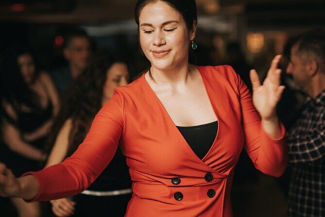 Barcelona Salsa Lovers Dance Experience - Price and logistics: what you’re paying for at $182.44