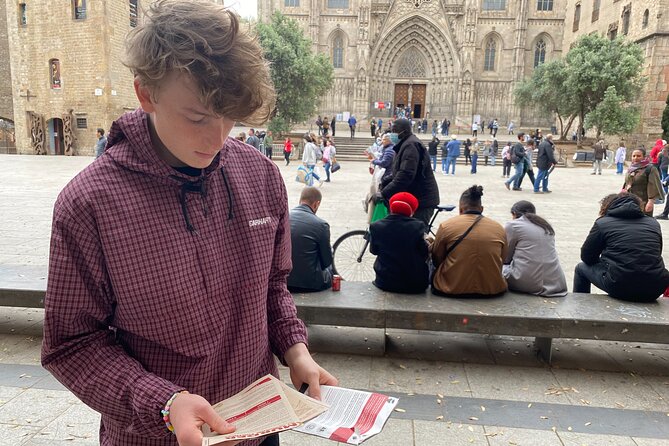 Barcelona Self-Guided Murder Mystery Tour by the Cathedral of Barcelona - What makes it feel worth it: two experiences in one