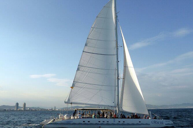 Barcelona Skyline Sailing - Music, Bar, and Drinks: A Chill Background That Can Be Loud
