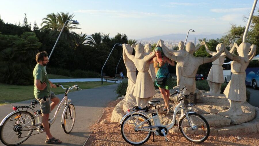 Barcelona: Small Group or Private Bike Tour - Waterfront Highlights and Montjuïc Views: The Change of Air You Need