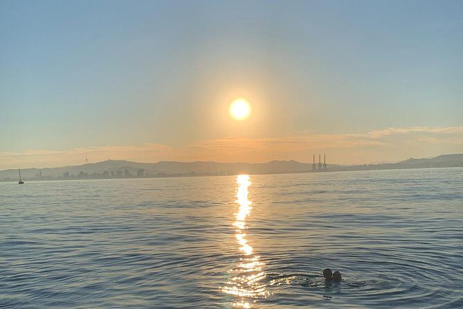 Barcelona Sunset and Day Sailing Cruise - Why a sunset sail beats Barcelona traffic