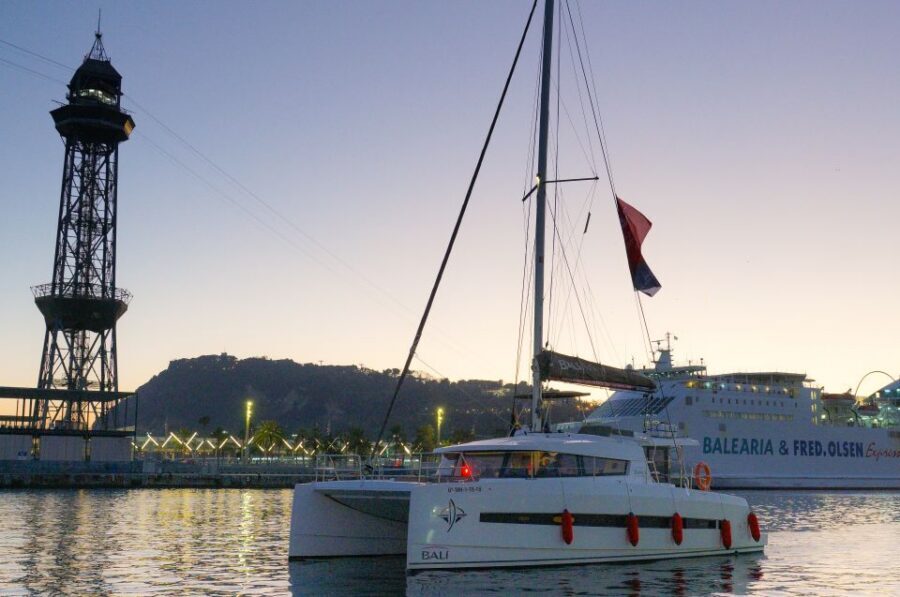Barcelona: Sunset Catamaran Experience w/ optional Dinner - Boarding at Sailing Experience Barcelona and What to Expect On Arrival
