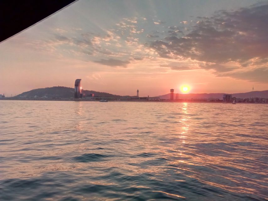 Barcelona: Sunset Sailing Tour with Open Bar & Snacks - Port Olímpic Landmarks: El Peix d’Or and Twin Towers From a New Angle