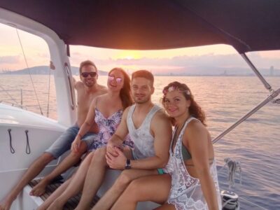Barcelona: Sunset Sailing Tour with Open Bar & Snacks - The First 15 Minutes: Safety Briefing and the Welcome Pour