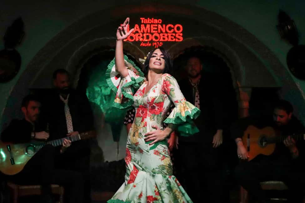 Barcelona: Tablao Flamenco Cordobes Show and Drink in Rambla - Should you book Tablao Flamenco Cordobes on La Rambla?