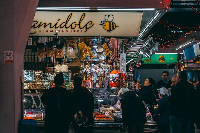 Barcelona tailored tapas & drinks tour with a native guide - The market option: when Santa Caterina style visits can happen