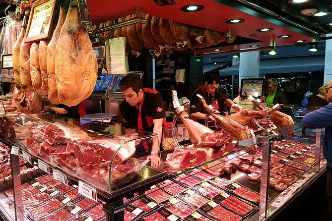 Barcelona tailored tapas & drinks tour with a native guide - Where the tour shines: off-the-beaten-path bars, not menu repeats