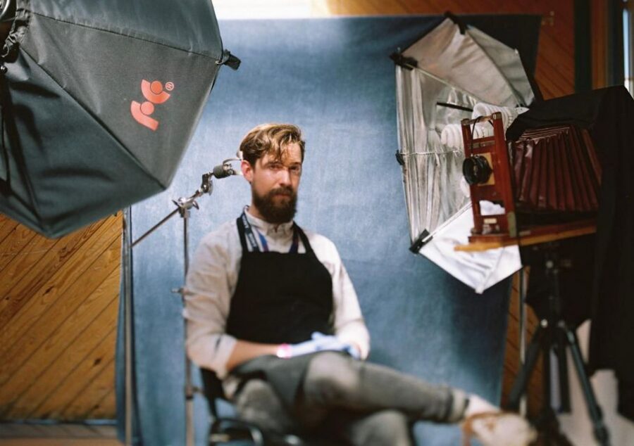 Barcelona: Take your portrait with a 19th century process - Posing like it’s 1851: the part you should plan for