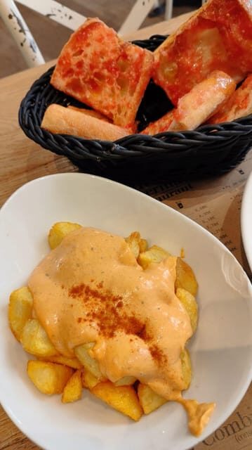 Barcelona: Tapas and Pintxos Tour with Crema Catalana - Why 2.5 Hours of Tapas Beats a Full Dinner Plan