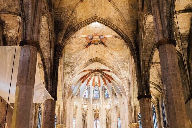 Barcelona Tapas and Wine Private Walking Tour - Walking the Gothic Quarter with plates in mind