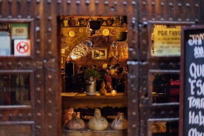 Barcelona Tapas and Wine Private Walking Tour - Fossar de les Moreres: history that lands quietly