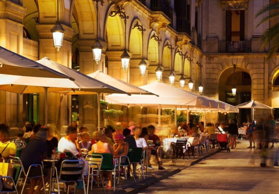 Barcelona: Tapas Walking Tour & Flamenco Show - Key highlights worth centering your evening