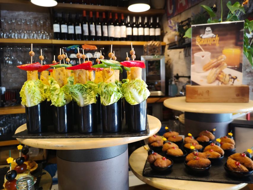 Barcelona Tapas & Wine Private Tour in Traditional Taverns - The wine-and-food pairing logic (and why it matters)