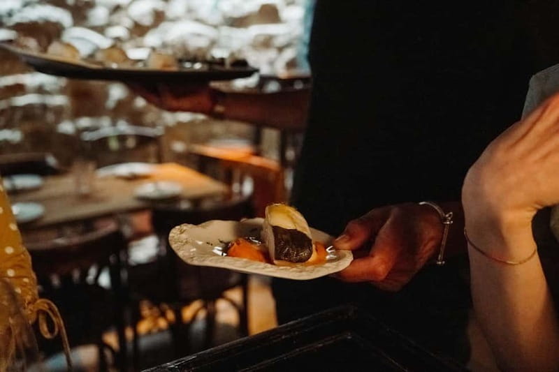 Barcelona: Tapas & Wine Tour in Born & Gothic Quarter - Who should book this tapas and wine crawl