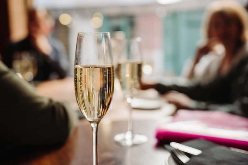 Barcelona: Tapas & Wine Tour in Born & Gothic Quarter - Should you book it?