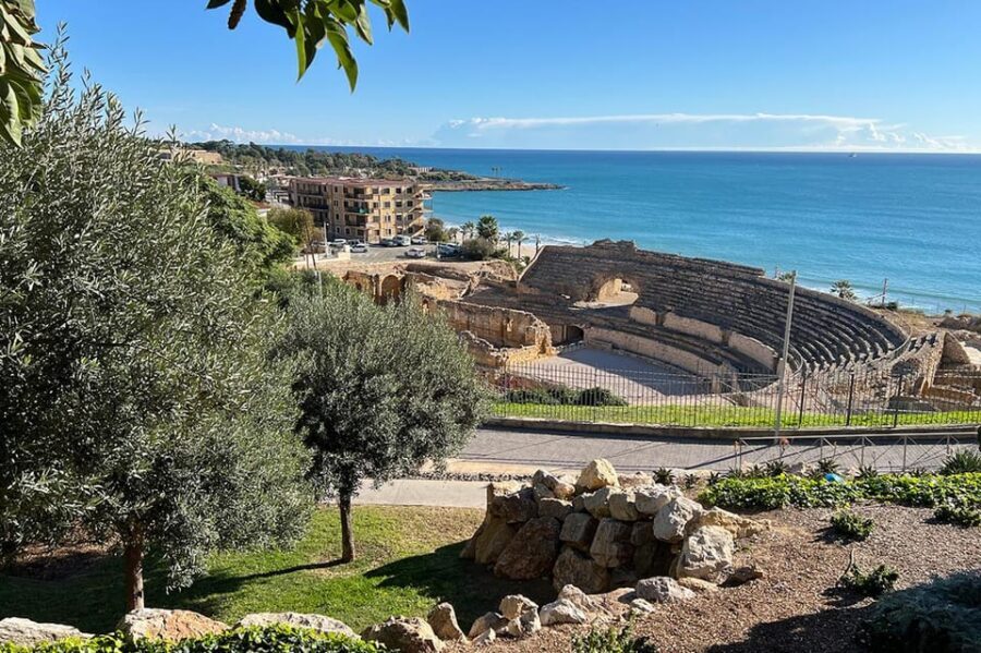 Barcelona: Tarragona & Sitges Guided Day Trip with Transfers - The Devil’s Bridge photo stop: quick iconic Catalonia