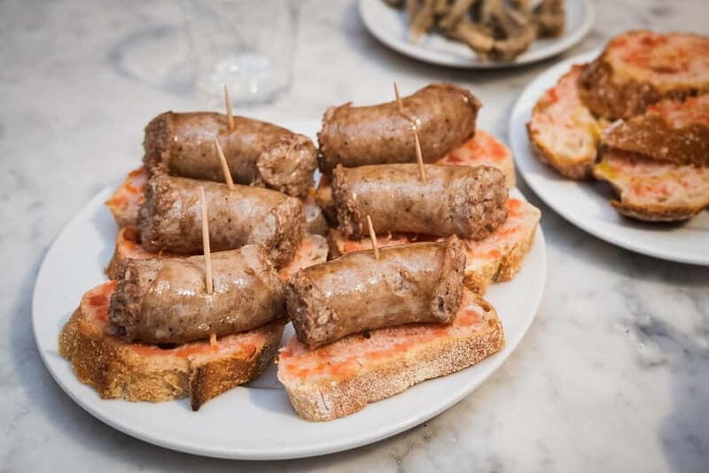 Barcelona: The Ultimate Local Tapas & Drinks Food Tour - A Tapas-and-Vermut Walk That Feels Like a Local Night Out