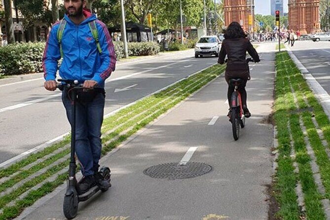 Barcelona Urban Planning Tour - Towards a Sustainable Smart City - Meeting Point To Walking Route: The Practical Setup