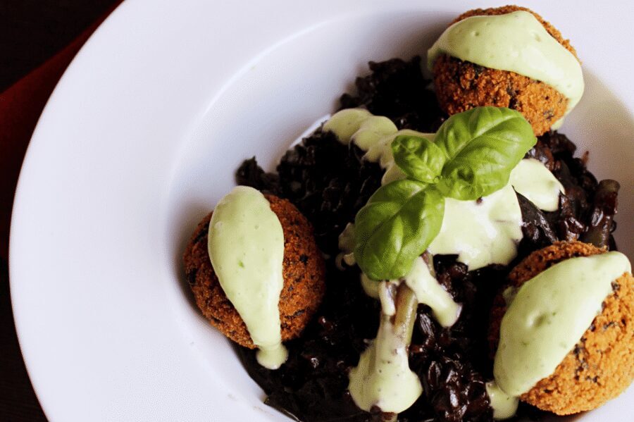 Barcelona: Vegan Paella and traditional rice dishes - Getting to In Bloom Cooking School near Plaza España