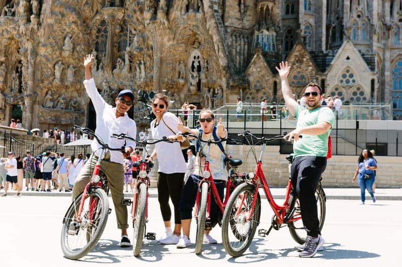 Barcelona: Wonders of Gaudi Bike Tour - The Cycle Through Parc de la Ciutadella Area and the Castle of the Three Dragons