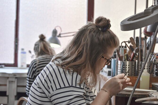 Barcelona Workshop: Make your silver ring with a jeweler - Key highlights you’ll care about