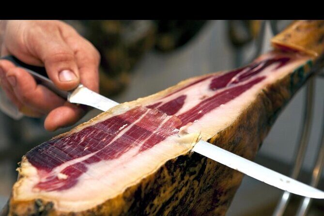 Barcelona´s Lunch or Dinner Tapas Tour: Food, drinks, happiness! - Lunch or Dinner: how to choose your best time slot