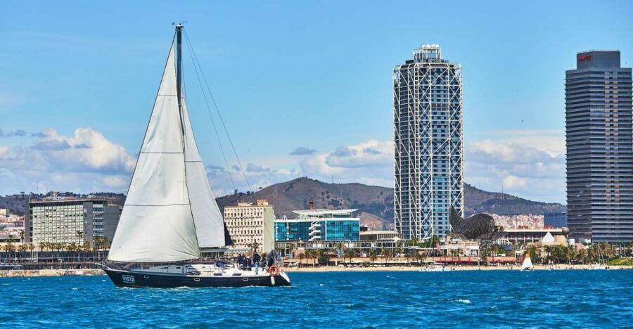 Barefoot: Private sailing cruise in Barcelona - Choosing your vibe: learn sailing basics or just enjoy the breeze