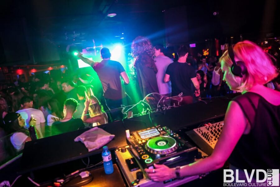 BCN Night Card- Best way to enjoy Barcelona's nightlife - Picking your club rotation: using the included list like a pro
