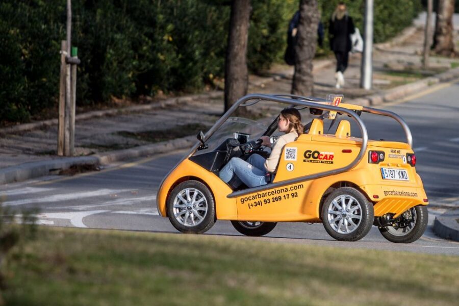 Beach and Shopping Tour - Entering Barcelona by electric GoCar (Passeig de Pujades meeting point)