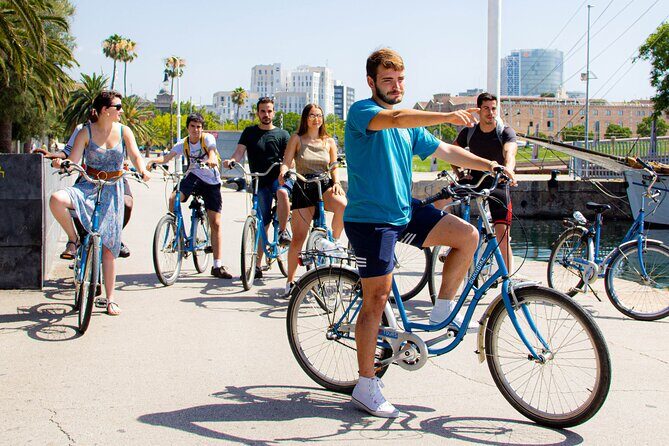 Beach Bike Tour Barcelona - Ciutadella / Vila Olímpica (JJOO 1992) to Parc de la Ciutadella: A Relaxing Finish
