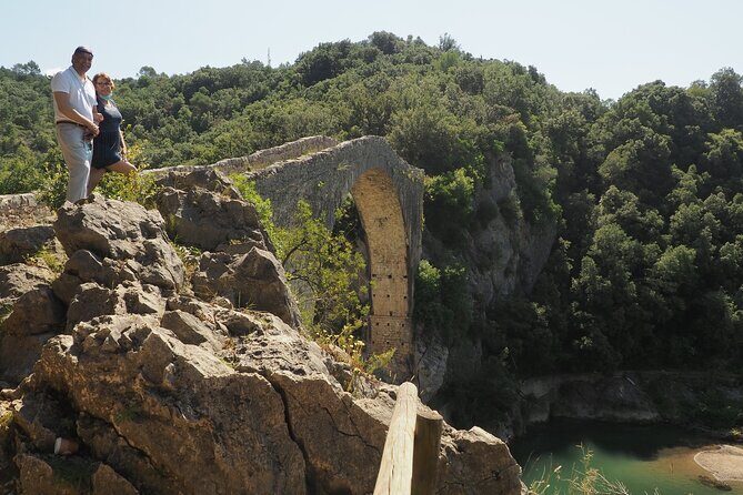 Besalú, Banyoles Lake & Volcanic Castellfollit from Girona - Best for whom: who will love this day the most