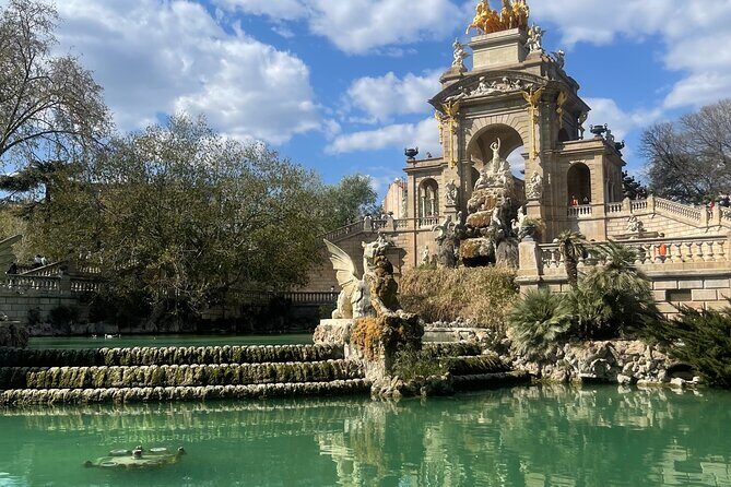 Bike Tour in Barcelona: History, Architecture and Culture - Ciutadella Park (Parc de la Ciutadella): where the tour earns its name as a cycling break