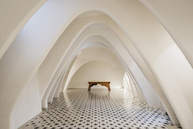 Casa Batllo Fast Track Tour with Optional White Rabbit Museum - Price and value: where your €/$ actually goes