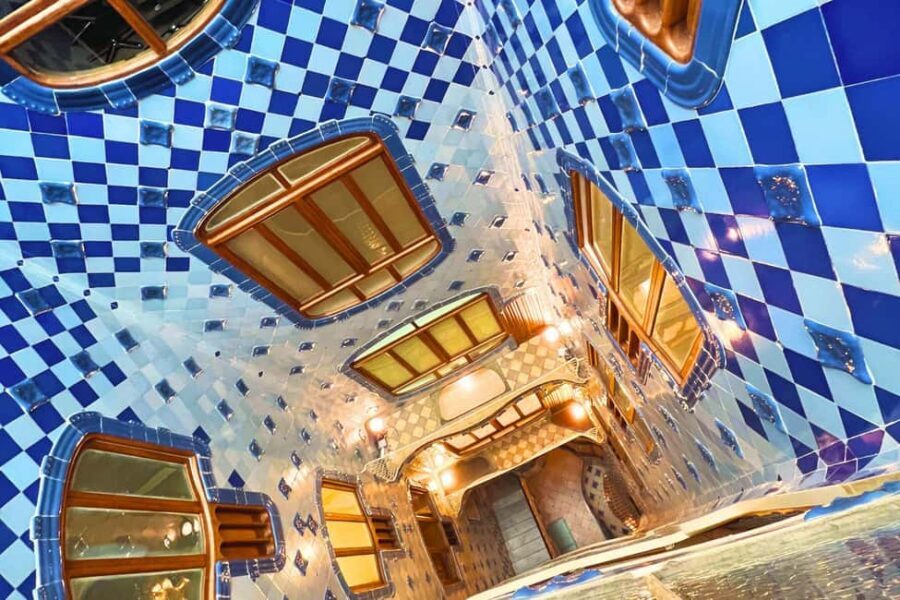 Casa Batlló First Access Insider Tour With Breakfast - Key highlights to look for