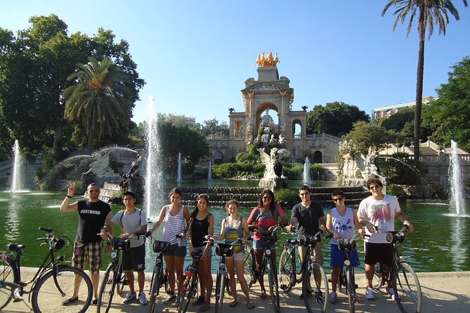 City Center Bike Tour in Barcelona - Arc de Triomf and Ciutadella Park: the ride turns scenic