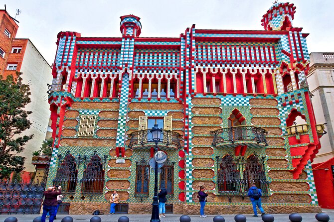 Colonia Guell & Casa Vicens Skip-the-Line Ticket Private Tour - Stop 2: Lunch at Bar Restaurant Ateneu Unió (Tapas in Colonia Guell)